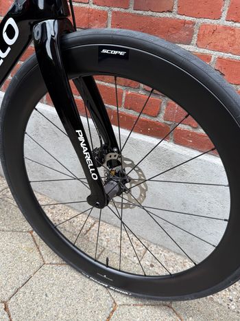 Used Pinarello Dogma Shimano 105 Di2 2024 Road & Gravel, Black — image 4 of 14