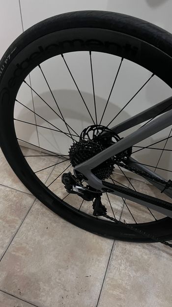 Gebrauchtes Cipollini NK1K Disc Kaizen Team Bike 2022 2022 Road & Gravel, Hellgrau — Bild 11 von 11