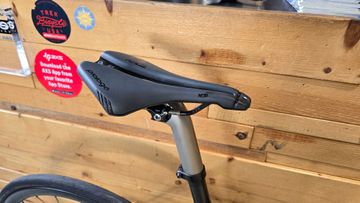 Trek Émonda SL 6 Pro 2018 2018 Road & Gravel usato, Grigio chiaro — immagine 6 di 13