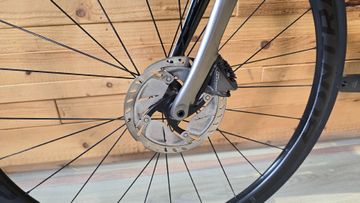 Trek Émonda SL 6 Pro 2018 2018 Road & Gravel usato, Grigio chiaro — immagine 10 di 13