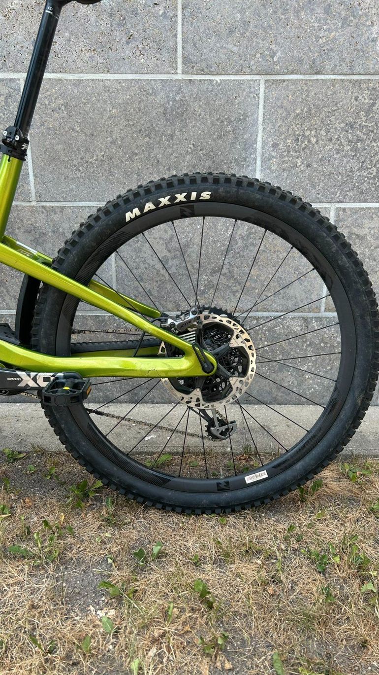 Used Merida ONE-SIXTY 10K 2023 2024 Mountainbike, Green, 29, 27.5 — image 19 of 19