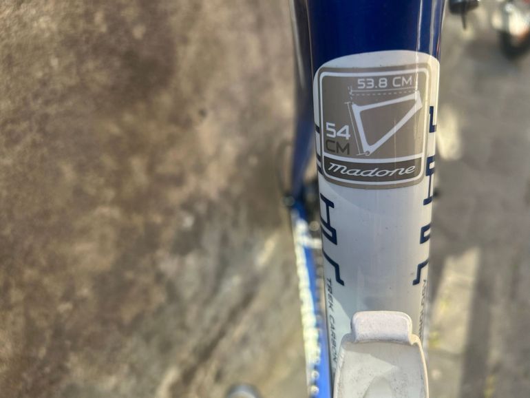 Used Trek Madone Shimano 105 2018 Road & Gravel, Blue — image 10 of 10