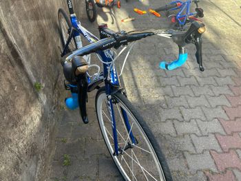 Used Trek Madone Shimano 105 2018 Road & Gravel, Blue — image 6 of 10