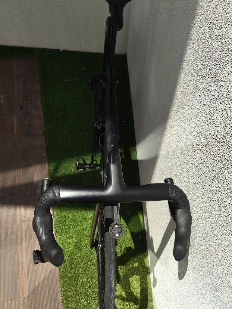 Van rysel RCR-R PRO TEAM DURA ACE DI2 SIGNATURE 2025 2025 Road & Gravel d'occasion — image 5 sur 8