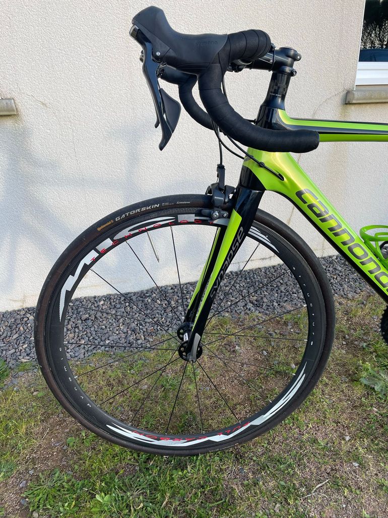 Cannondale Synapse Carbon Women's Ultegra Di2 2017 2017 Road & Gravel d'occasion — image 7 sur 12