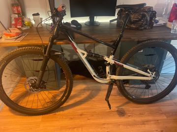 Gebrauchtes Polygon SISKIU D7 2021 2021 Mountainbike, Schwarz, 27.5, 29 — Bild 2 von 16