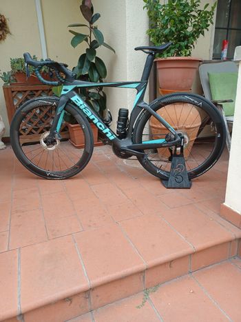 Used Bianchi Oltre PRO Ultegra Di2 2023 2023 Road & Gravel, Black — image 9 of 9
