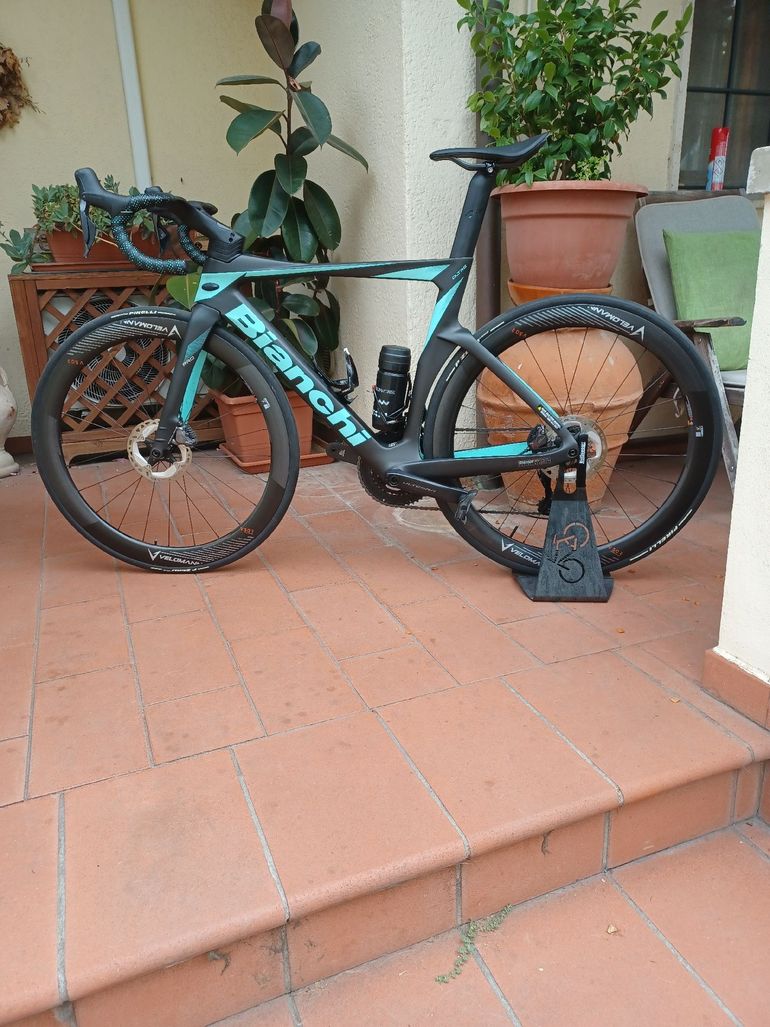 Used Bianchi Oltre PRO Ultegra Di2 2023 2023 Road & Gravel, Black — image 9 of 9