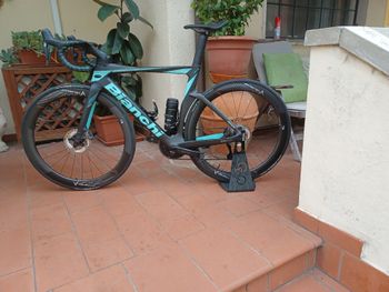 Used Bianchi Oltre PRO Ultegra Di2 2023 2023 Road & Gravel, Black — image 8 of 9