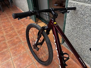 Gebrauchtes Orbea ALMA H11 2024 2024 Mountainbike, Rot, 29 — Bild 10 von 11