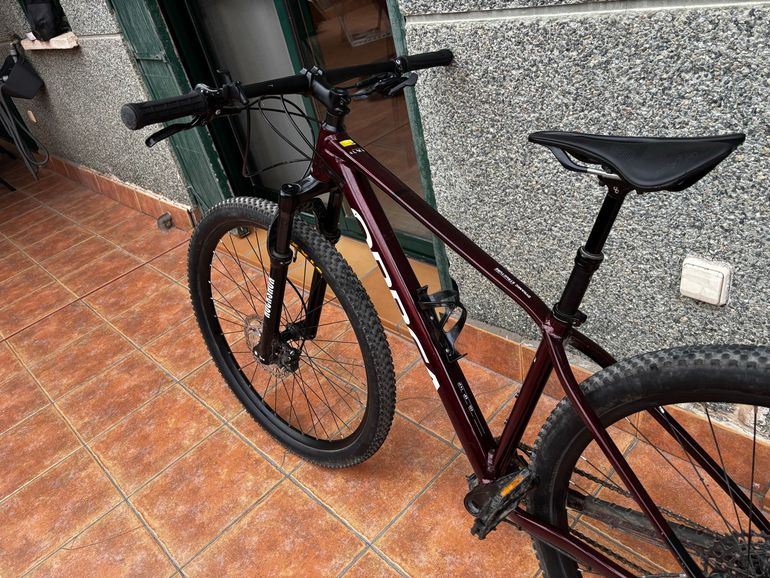 Gebrauchtes Orbea ALMA H11 2024 2024 Mountainbike, Rot, 29 — Bild 8 von 11