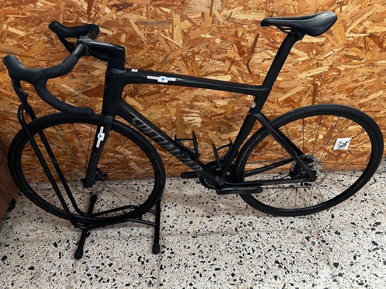 Used Specialized Tarmac SL7 Comp - Shimano 105 Di2 2024 2024 Road & Gravel, Black — image 10 of 13