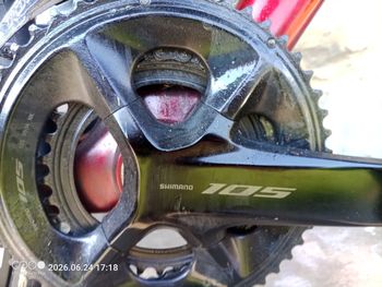 Used Trek Madone SL 5 Gen 8 2027 2027 Road & Gravel, Red — image 3 of 3