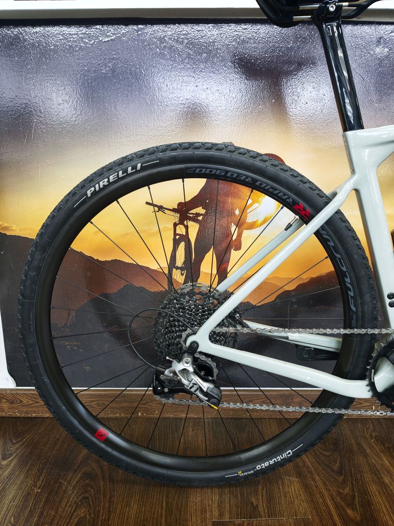 3T PRIMO RIVAL 1X11 700c 2024 2024 Road & Gravel de segunda mano, Gris claro — imagen 2 de 7