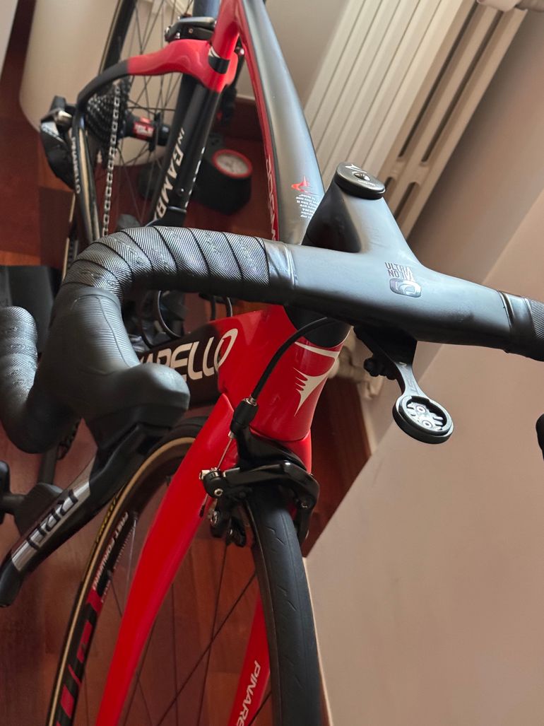 Tweedehands Pinarello DOGMA F RED ETAP AXS Rim 2024 2024 Road & Gravel — afbeelding 6 van 15