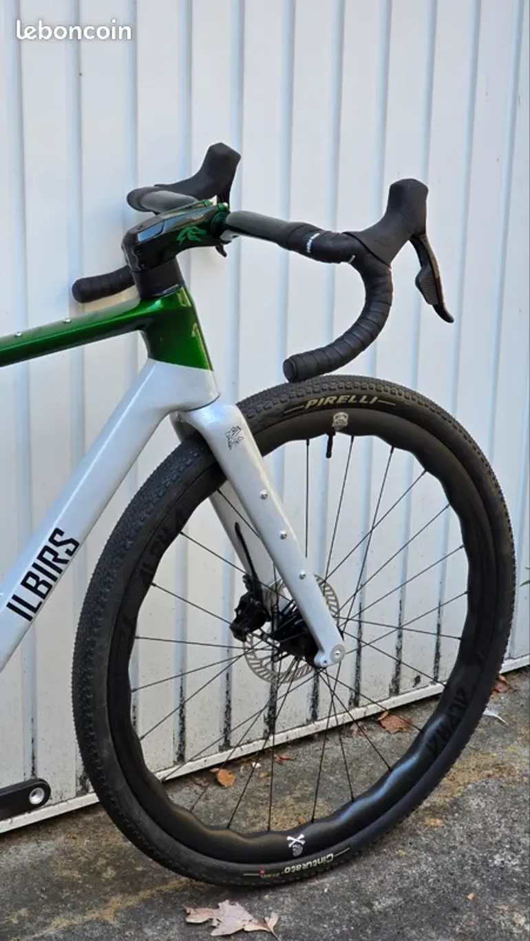 Tweedehands ILBIRS Gravel Carbone SRAM Force AXS XPLR 2026 Road & Gravel — afbeelding 4 van 15