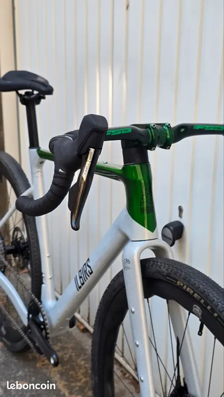 Tweedehands ILBIRS Gravel Carbone SRAM Force AXS XPLR 2026 Road & Gravel — afbeelding 5 van 15