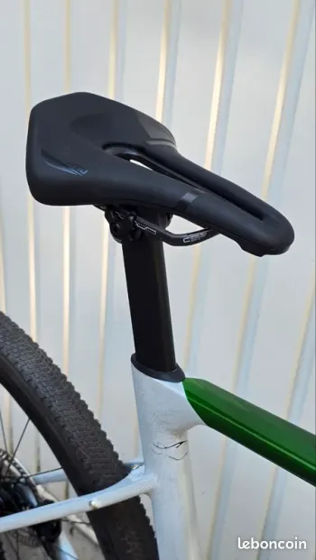 Tweedehands ILBIRS Gravel Carbone SRAM Force AXS XPLR 2026 Road & Gravel — afbeelding 11 van 15