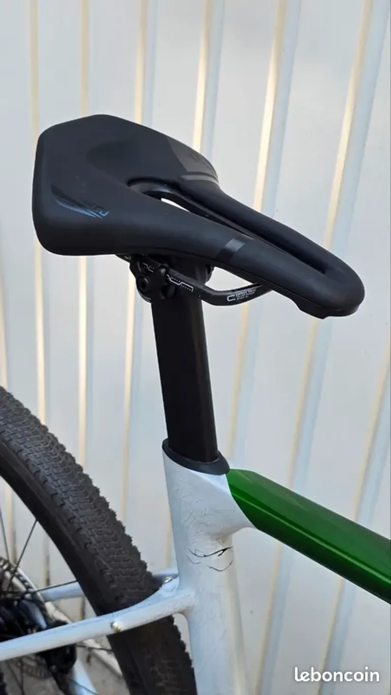 Tweedehands ILBIRS Gravel Carbone SRAM Force AXS XPLR 2026 Road & Gravel — afbeelding 11 van 15