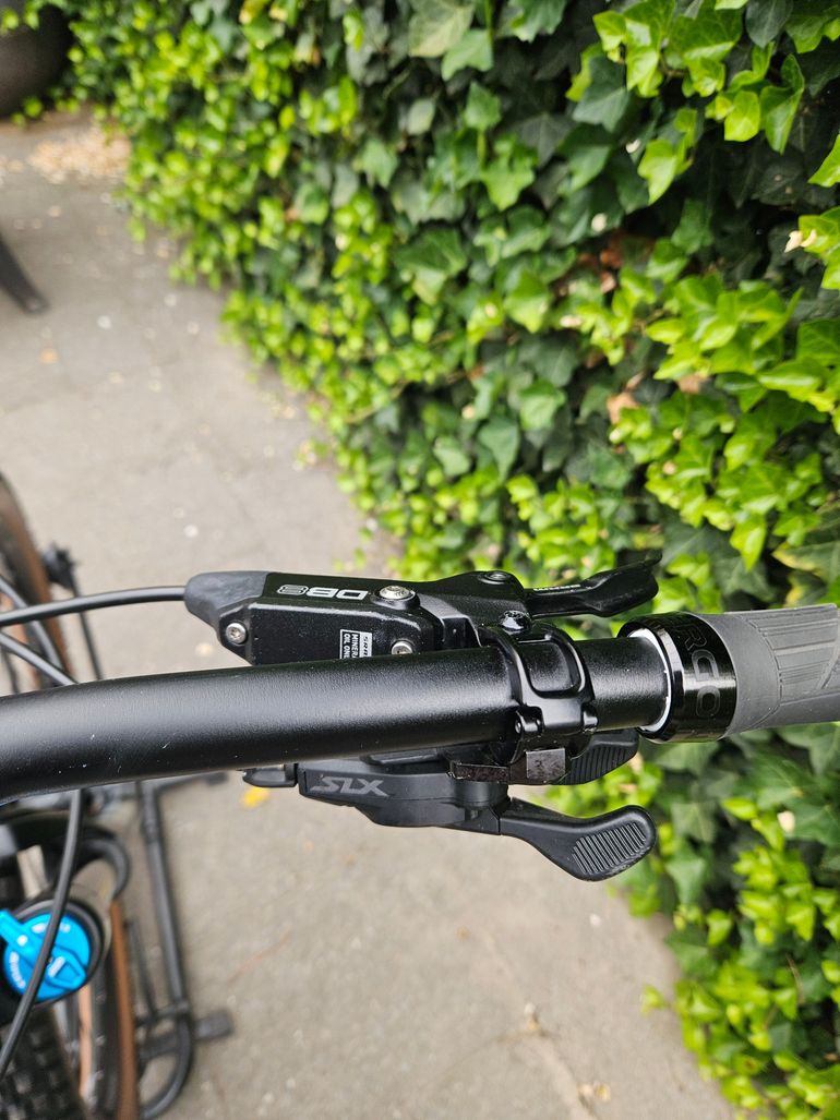 Canyon Neuron 6 2023 2023 Mountainbike d'occasion — image 4 sur 6