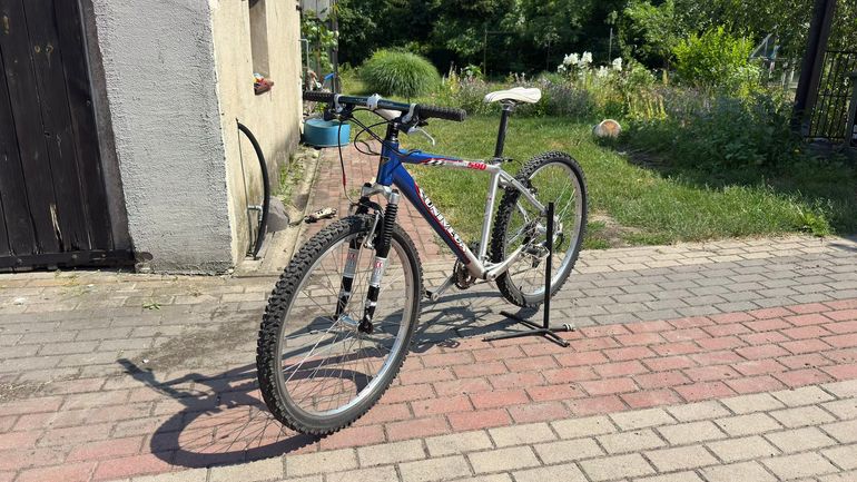 Univega Alipna 590 2003 Mountainbike de segunda mano, Azul — imagen 1 de 10
