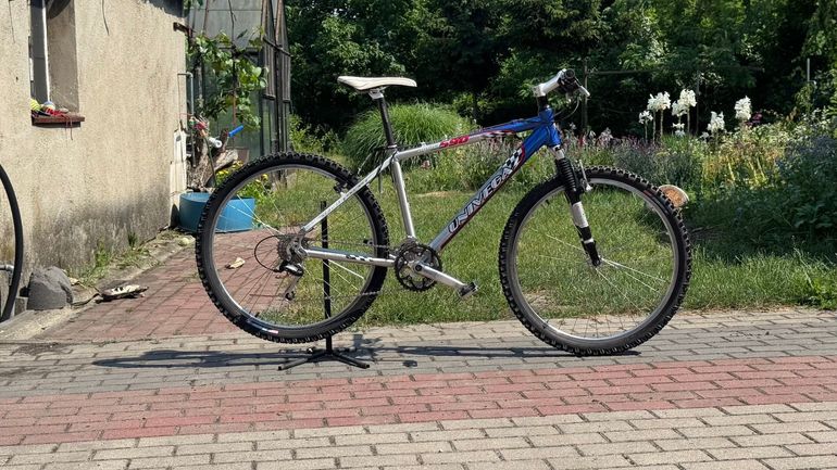 Univega Alipna 590 2003 Mountainbike de segunda mano, Azul — imagen 2 de 10