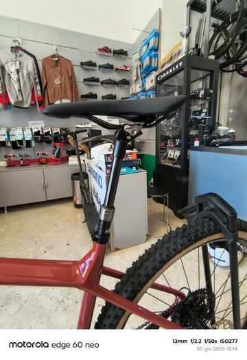 Tweedehands Focus Raven Shimano Deore XT 2023 Mountainbike — afbeelding 7 van 8
