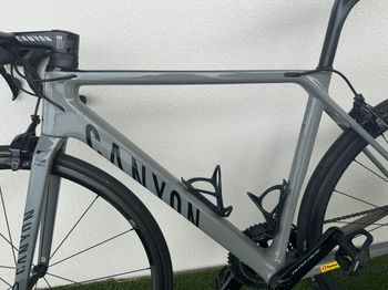 Canyon Ultimate CF SL 7 — Dura-Ace - 2020 2020 Road & Gravel d'occasion — image 2 sur 8