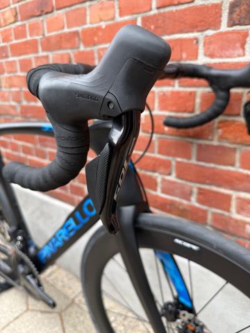 Used Pinarello Dogma Shimano 105 Di2 2024 Road & Gravel, Black — image 5 of 16