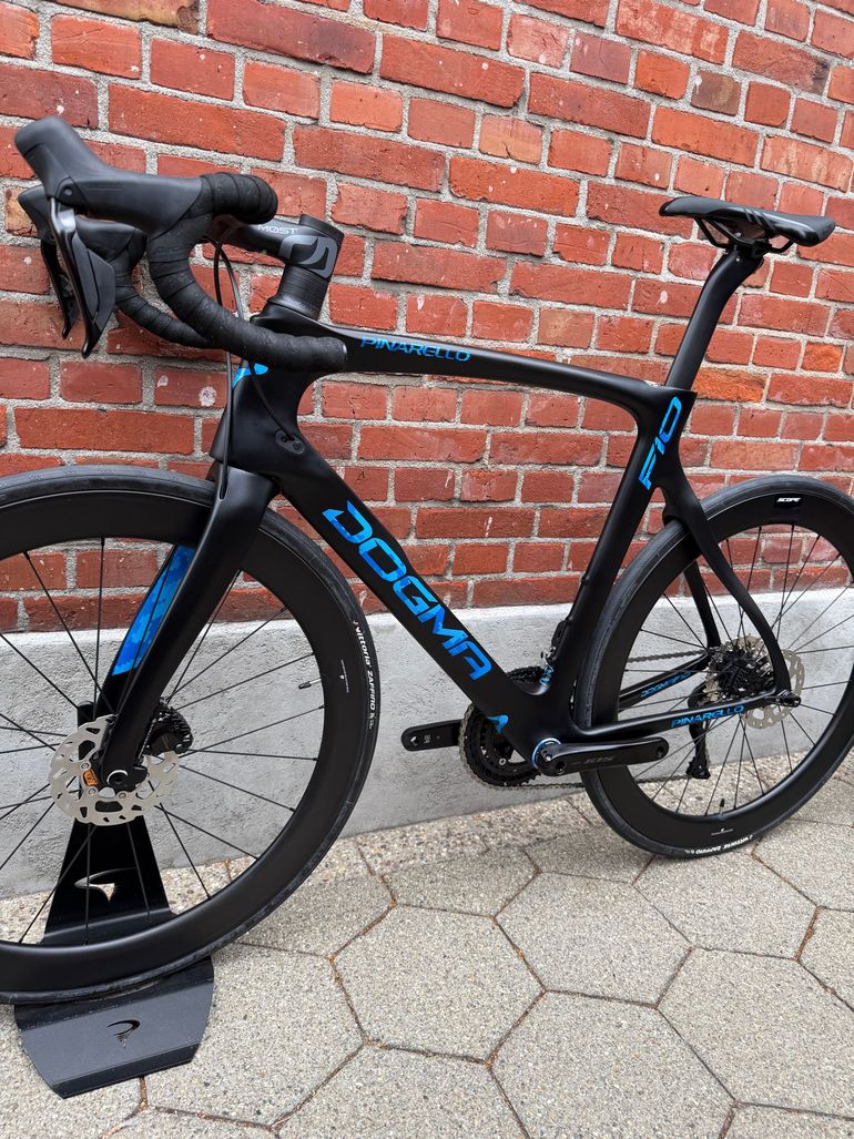 Used Pinarello Dogma Shimano 105 Di2 2024 Road & Gravel, Black — image 13 of 16
