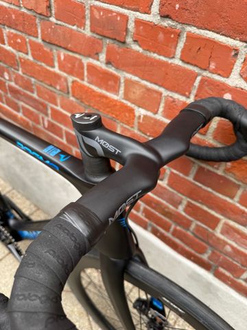 Used Pinarello Dogma Shimano 105 Di2 2024 Road & Gravel, Black — image 7 of 16