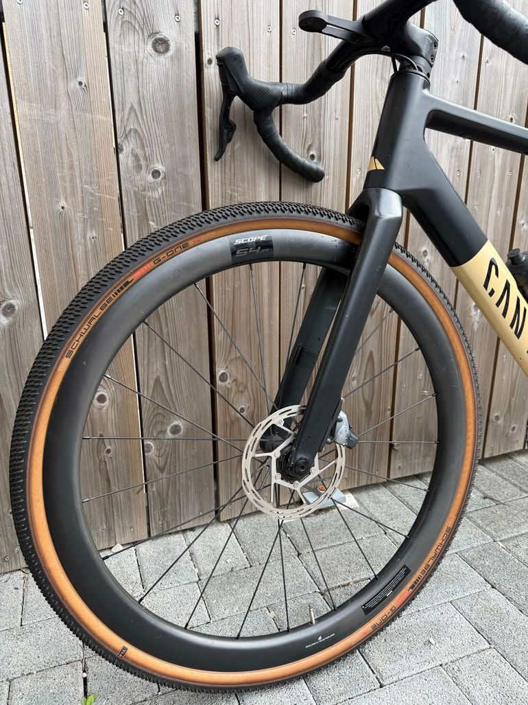 Použité Canyon Grail CF SLX 8 AXS 2024 2024 Road & Gravel — obrázek 8 z 9