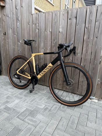 Použité Canyon Grail CF SLX 8 AXS 2024 2024 Road & Gravel — obrázek 4 z 9