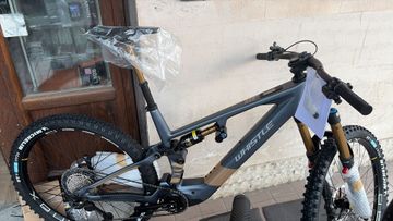 Tweedehands Whistle Miwok Shimano Deore XT Di2 2026 Mountainbike — afbeelding 2 van 2