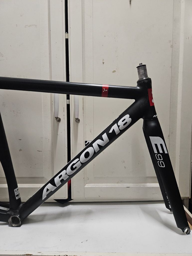 Argon18 Custom Frameset 2019 Road & Gravel d'occasion — image 3 sur 9