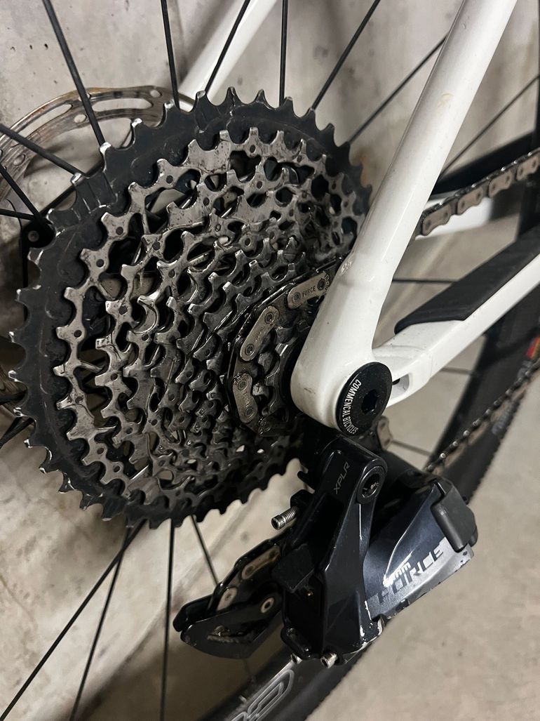 Commencal 365 SIGNATURE 2023 2023 Road & Gravel d'occasion — image 8 sur 13