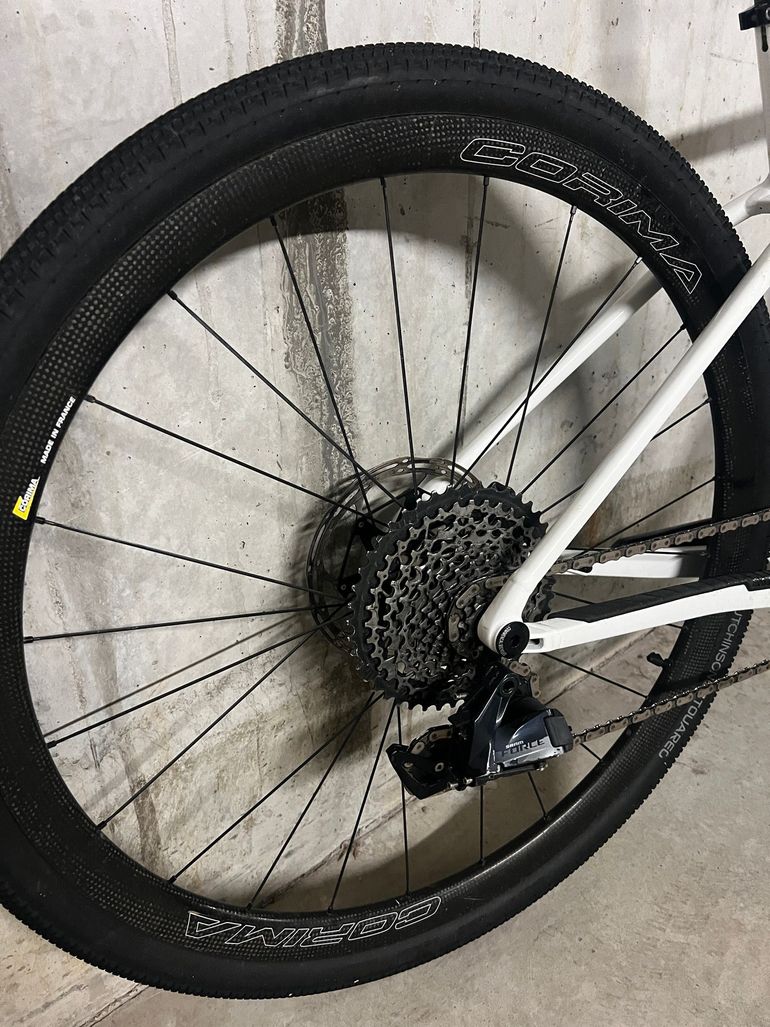 Commencal 365 SIGNATURE 2023 2023 Road & Gravel d'occasion — image 11 sur 13