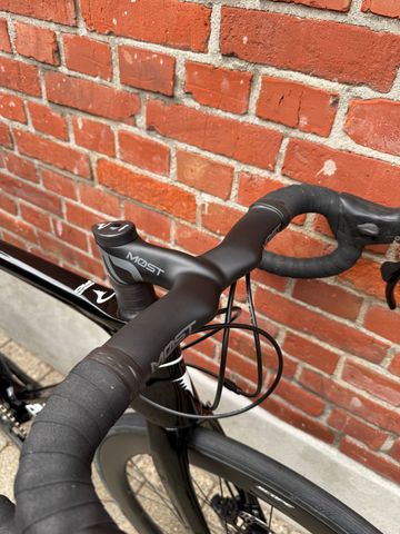Brugt Pinarello Dogma Campagnolo Chorus 2024 Road & Gravel — billede 6 af 14