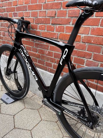 Brugt Pinarello Dogma Campagnolo Chorus 2024 Road & Gravel — billede 13 af 14