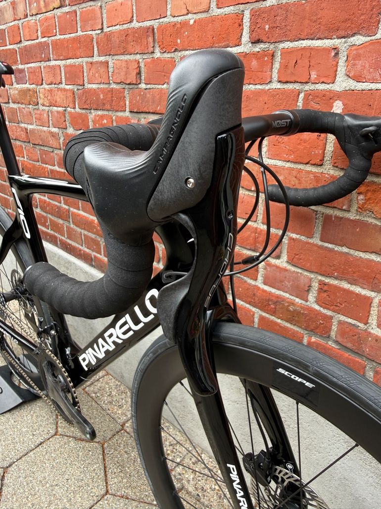 Used Pinarello Dogma Campagnolo Chorus 2024 Road & Gravel, Black — image 5 of 14