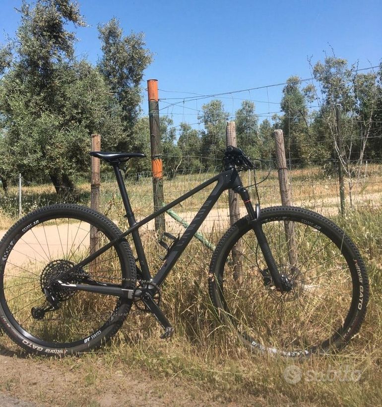 Canyon Exceed CF SL 6.0 Pro Race 2018 2018 Mountainbike de segunda mano, Negro — imagen 1 de 3
