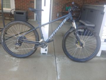 Used Specialized Rockhopper 2025 2025 Mountainbike, Light Gray, 27.5, 29 — image 3 of 3