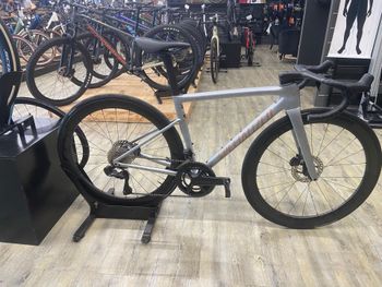 Tweedehands Specialized Tarmac SL8 Pro - Shimano Ultegra Di2 2026 2026 Racefiets & gravel