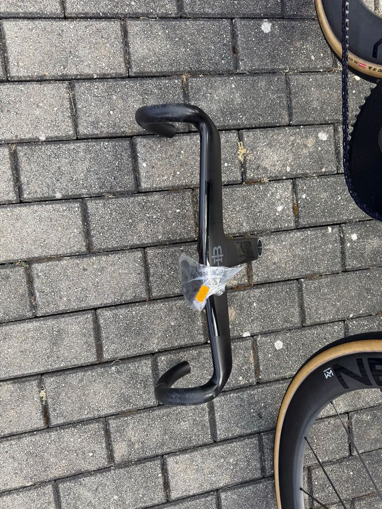 Used Factor Ostro SRAM Red eTap AXS 2026 Road & Gravel, White — image 7 of 8
