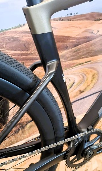 Tweedehands BMC Kaius 01 THREE 2027 2027 Road & Gravel — afbeelding 5 van 9