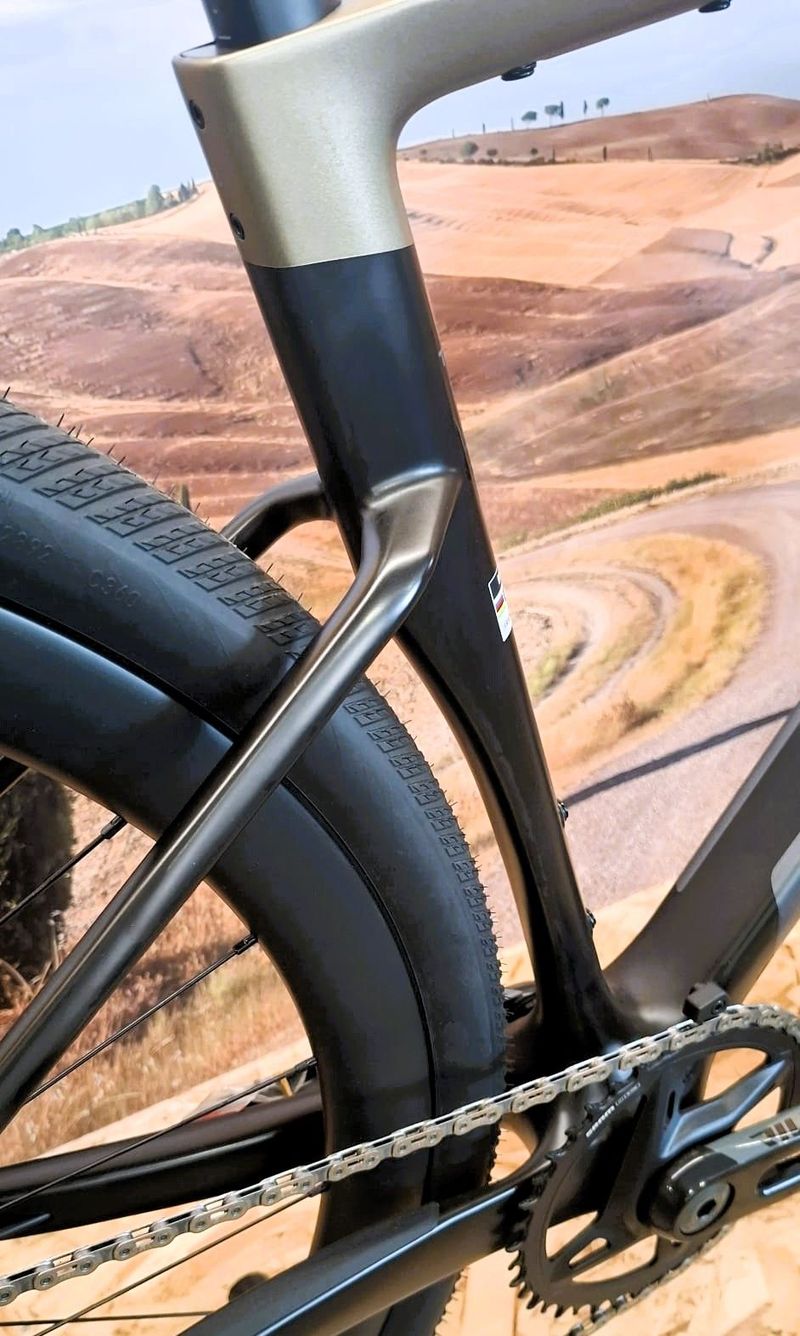 Tweedehands BMC Kaius 01 THREE 2027 2027 Road & Gravel — afbeelding 5 van 9