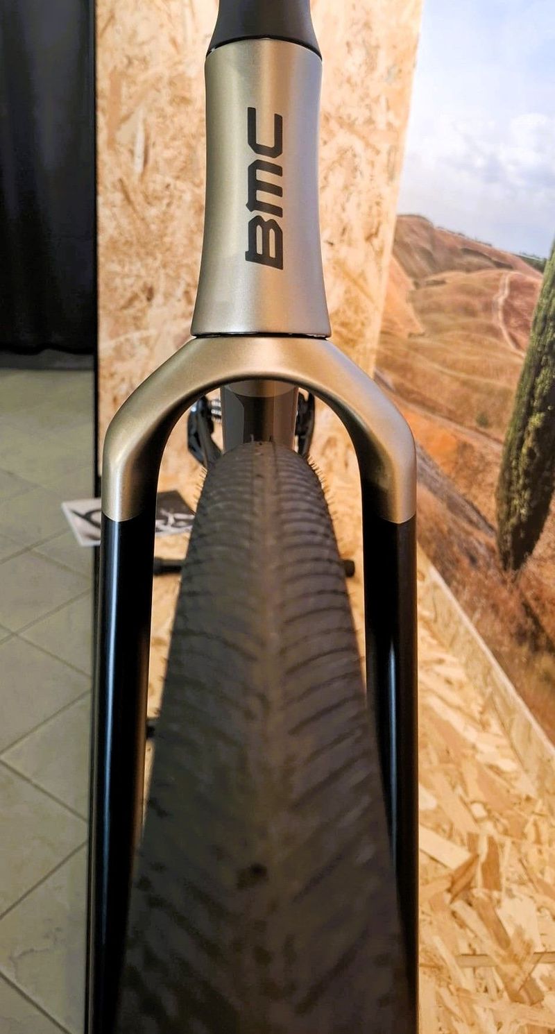 Tweedehands BMC Kaius 01 THREE 2027 2027 Road & Gravel — afbeelding 3 van 9