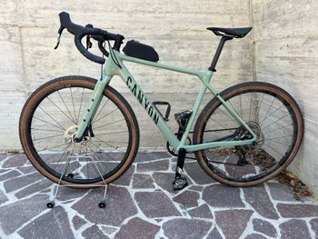 Použité Canyon Grizl 6 1BY 2023 2023 Road & Gravel
