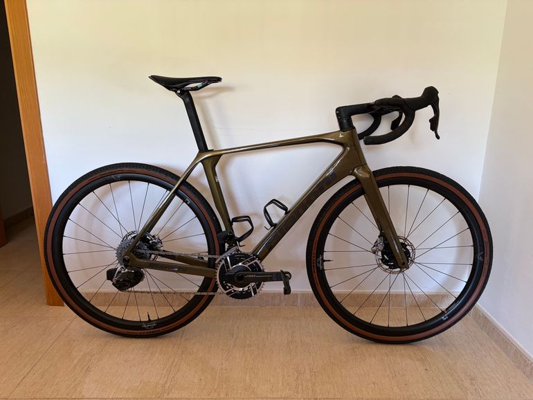Used Bianchi Impulso PRO 2026 2026 Road & Gravel, Green — image 5 of 9