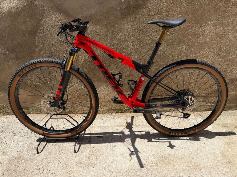 Trek Supercaliber SRAM GX 2023 Mountainbike d'occasion — image 2 sur 12